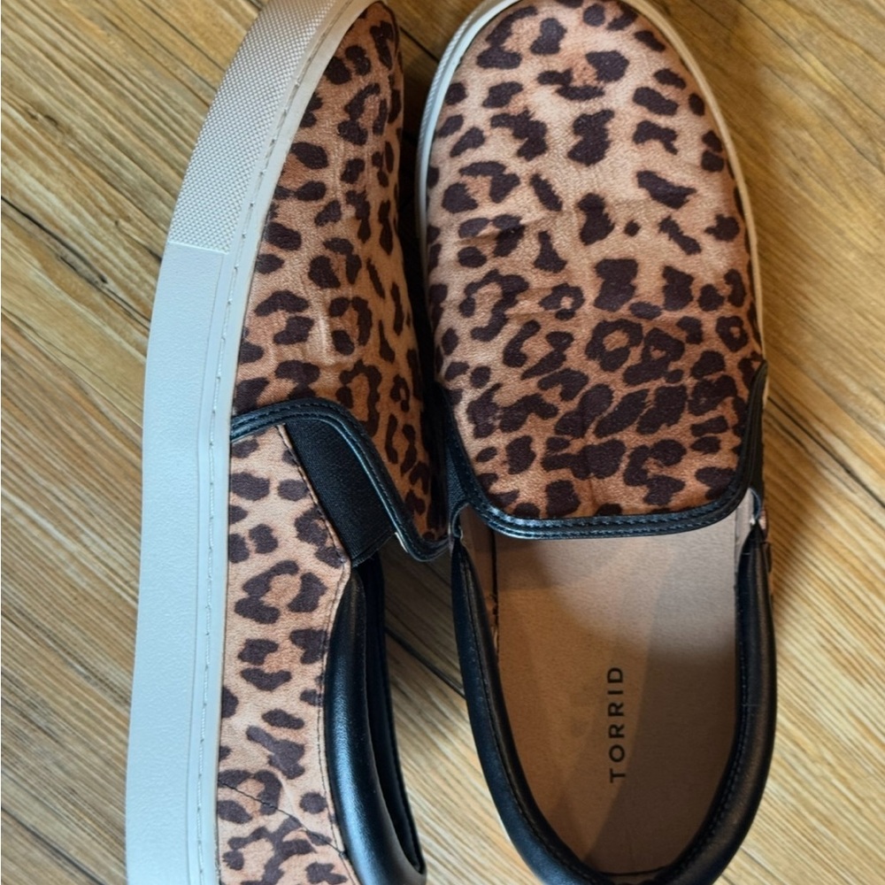 Torrid Women's Cheetah Print Slip-On Shoes Size 9.5W